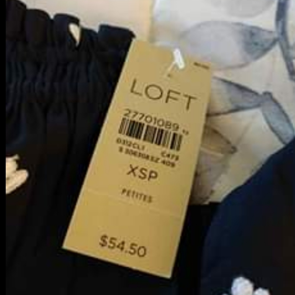 Top - Picture 3 of 3